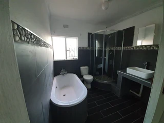 4 bedroom House in a large property in Meyerton for Rent