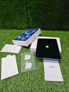 Apple iPad Air (4th Generation) Wi-Fi &#43; Cellular – 256GB