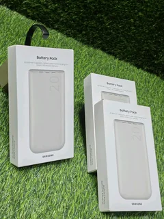 Samsung Galaxy Super Fast Charging Power Bank on-the-go. The 45W high-capacity 20,000mAh