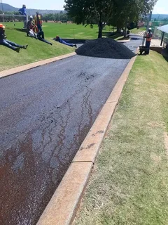 Tar surfaces and all types of paving 067 608 7763