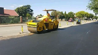 Tar surfaces and all types of paving 067 608 7763