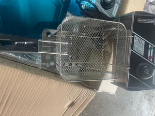 Electric Fryer 2 x 6 Litre  R995
