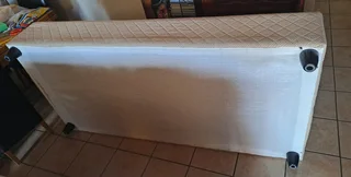 Single bad base and mattress