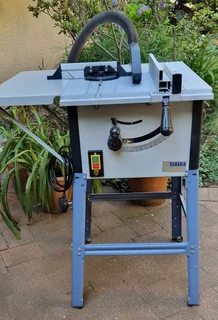 Circular Saw, Eurasia, 220 Volts (Almost New – Hardly Used)