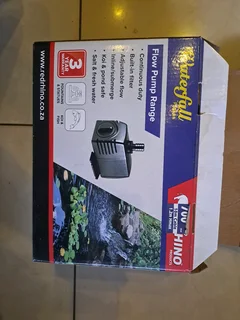 Waterfall Pumps - Pond or Fountain Submersible - Water Pump - 700L/h - 10m