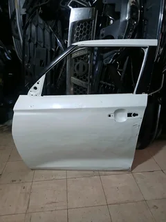 Suzuki swift door