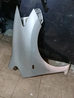 Toyota auris fender