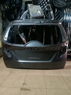 Hyundai tucson tailgate