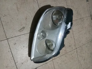 Vw caddy headlight