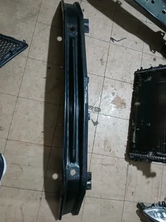 Mercedes-Benz metris stiffener