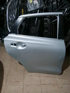 Toyota startlet door