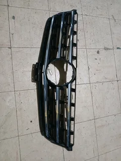 Mercedes-Benz ml350 grill