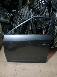 Mahindra xuv 3xo door