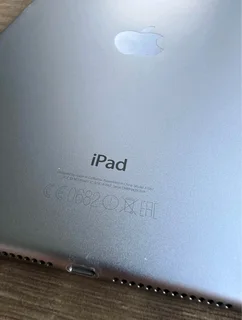 Apple ipad air 2 128GB &#43; Keyboard (sim&amp;wifi)