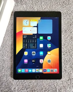 Apple ipad 128GB With Bluetooth Keyboard Air Generation 2 (Sim&amp;WiFi)