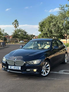 2012 BMW 328i modern line auto