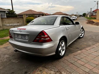 2004 Mercedes-Benz SLK-Class Hatchback