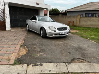 2004 Mercedes-Benz SLK-Class Hatchback