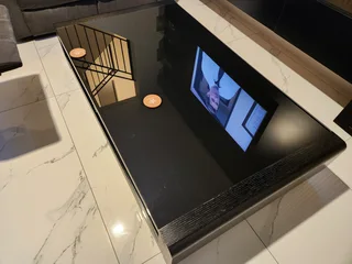 Beautiful Glass coffee table for sale