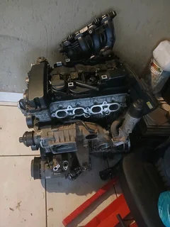 Mercedes benz 203 complete engine (c200/c180) for sale.