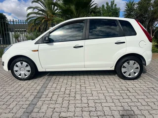 2012 Ford Figo 1.4 &#43; Roadworthy Full Service History R74 500