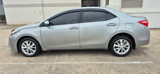 2015 Toyota Corolla Prestige. 1.6