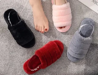 Fluffy open toe slippers
