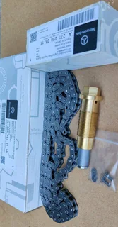 Oil pumps &#43; solenoid cam bolts &#43; cam gears &#43; chain kits for Mercedes