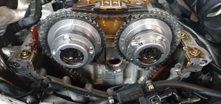 Mercedes Benz timing components including gears and chain kits