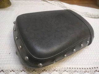 2005-2009 Suzuki Boulevard C50 VL800 OEM Rear Passenger Seat