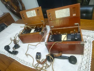 1932&#39;s Vintage Swiss Army Telephone.