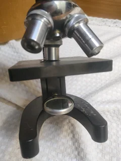 C O C microscope lab for sale.