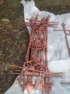 6 x antique Balustrade fence balcony iron rust grate.