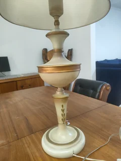 Antique victorian table lamp 70 CM