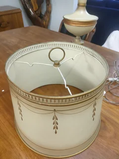 Antique victorian table lamp 70 CM