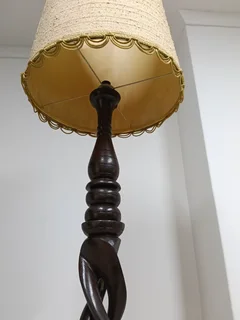 Beautiful curved solid wood 2 meters floor lamp