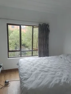 Room to rent in fourway