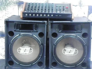 Dynacord ES 820 260 watts RMS Stereo Power Mixer &amp; Digital Delay PA System