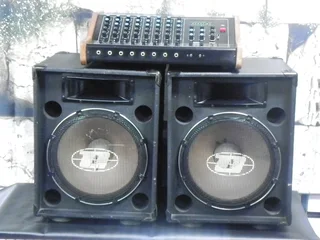 Dynacord ES 820 260 watts RMS Stereo Power Mixer &amp; Digital Delay PA System