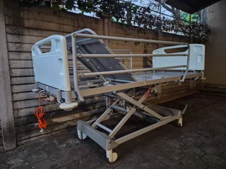 Electric Medical Bed