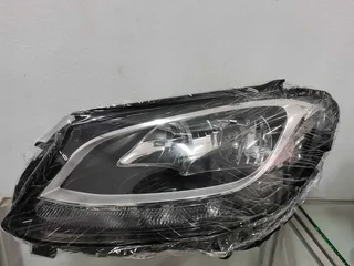 Mercedes Benz W205 BRANDNEW STANDARD HEADLIGHT