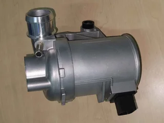 Mercedes Benz W205  Brand new electric water pump.