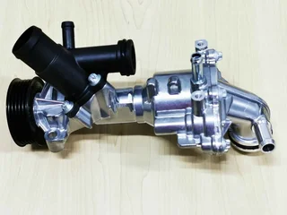 Mercedes Benz M270 Brandnew water pump.