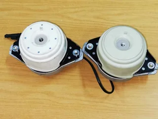 Mercedes Benz W166 Brandnew Engine Mountings.