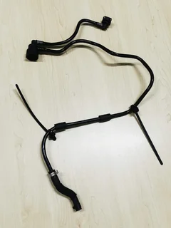 MERCEDES BENZ W205 RADIATOR OVERFLOW PIPE