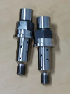 MERCEDES BENZ  M271 KOMPRESSOR BRANDNEW CAMSHAFT BOLT