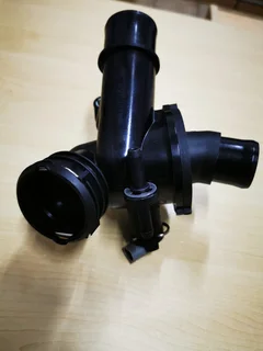 MERCEDES BENZ W205,W213 M651 ENGINE  BRAND-NEW  THERMOSTAT