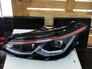 VW GOLF 8 GTI HEADLIGHTS