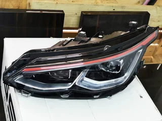 VW GOLF 8 GTI HEADLIGHTS