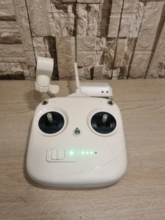 Dji vision 2&#43;, with controller and battery
